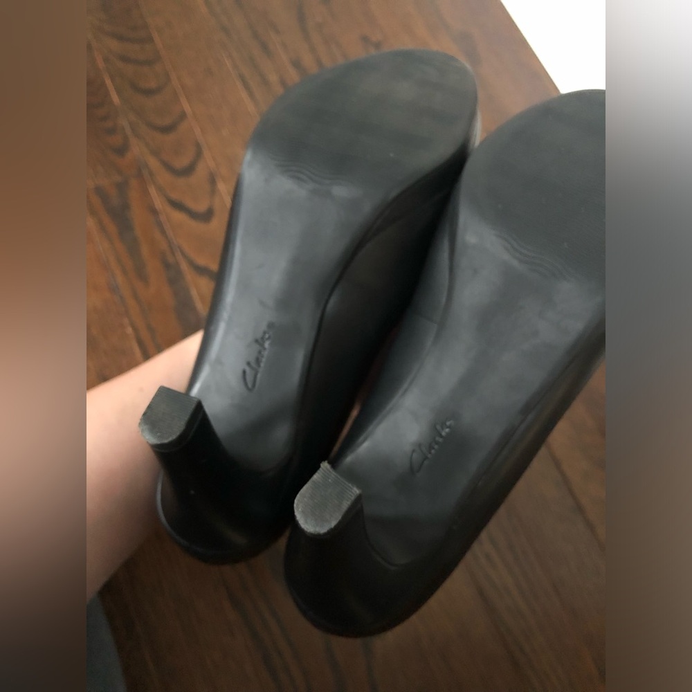Clarks Women’s 8 Black Ambyr Joy High-Heeled (3.25”) Comfort Leather Pumps EUC! - Picture 8 of 12